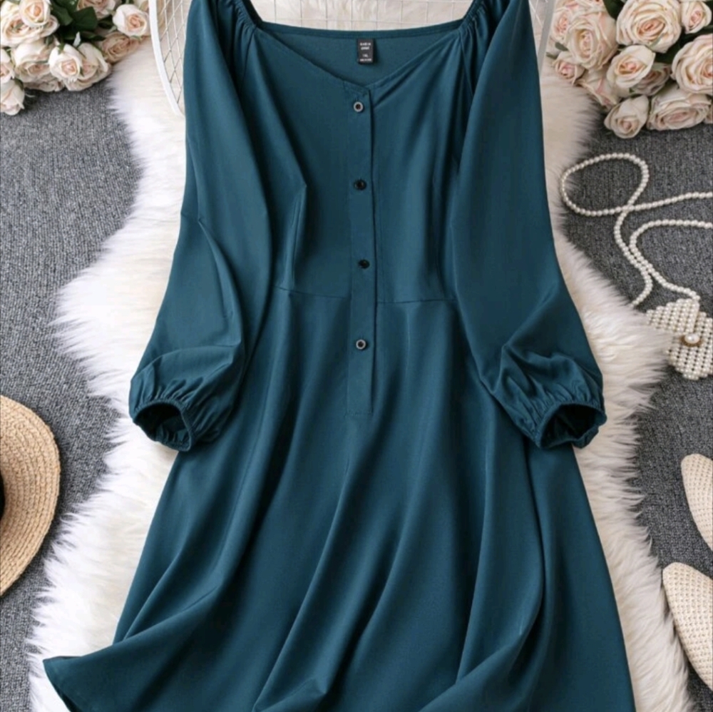 Plus Sweetheart Neck Dress